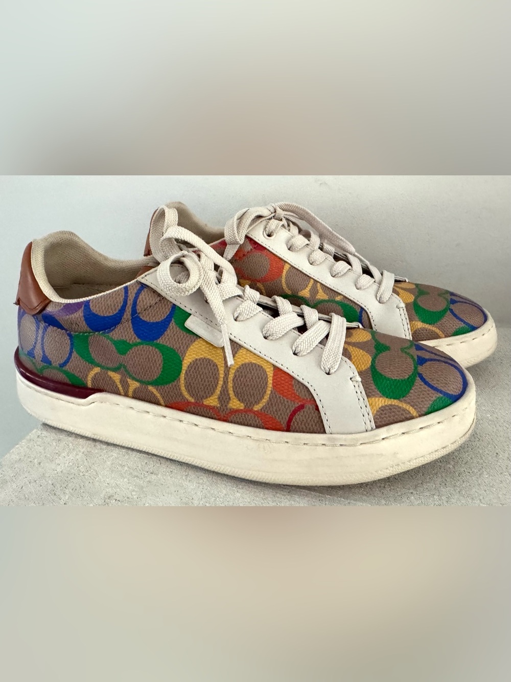 COACH Rainbow Signature C Low Top Sneakers 8.5B Khaki Multi Leather Trim